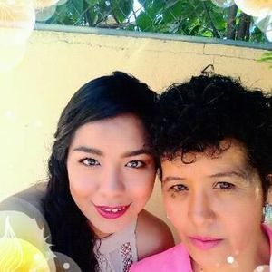 Meet your Posher, Ines